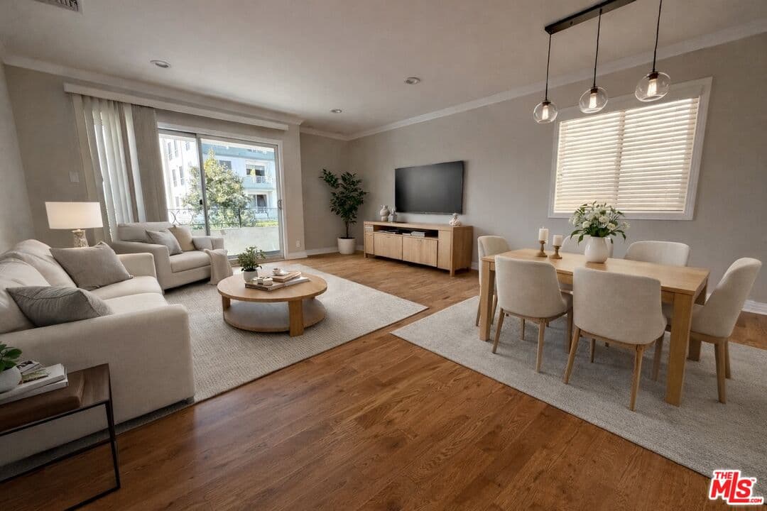 2 bd, 2 ba Townhouse in Los Angeles, CA — $4,500/mo — photo 1