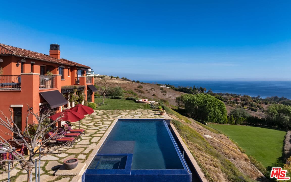 7 bd, 9 ba House in Malibu, CA — $50,000/mo — photo 1