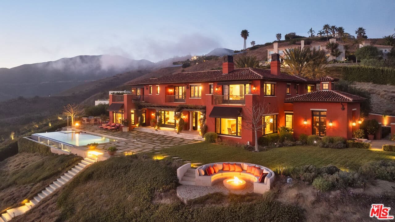 7 bd, 9 ba House in Malibu, CA — $50,000/mo — photo 2