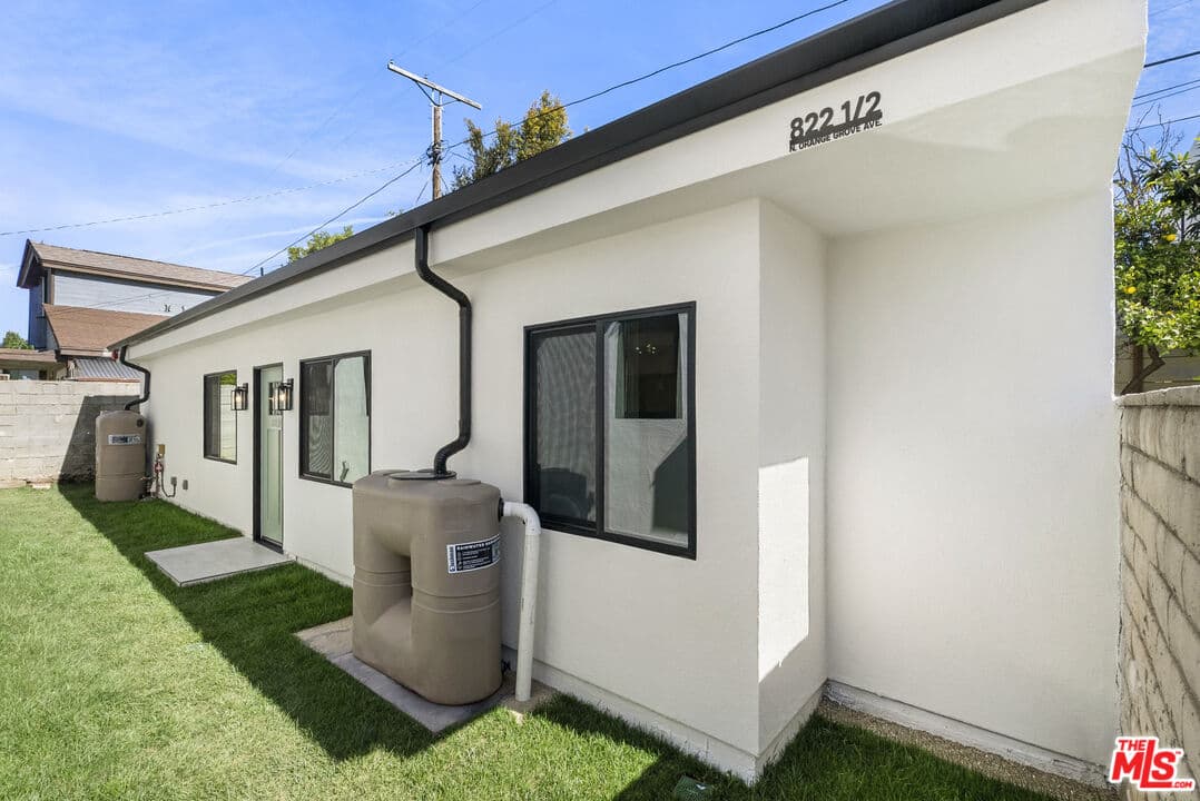 2BR House in Los Angeles β $4,700/mo