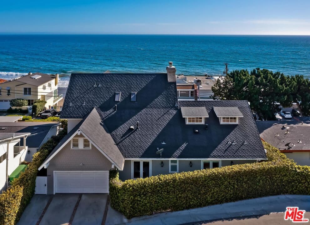3 bd, 4 ba House in Malibu, CA — $40,000/mo — photo 1
