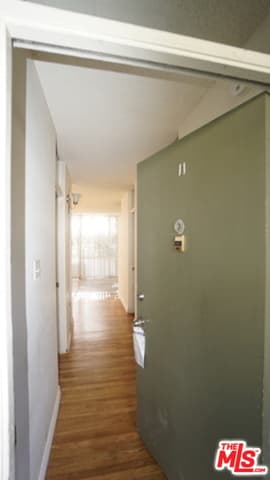 3 bd, 2 ba Apartment in Los Angeles, CA — $3,200/mo — photo 2