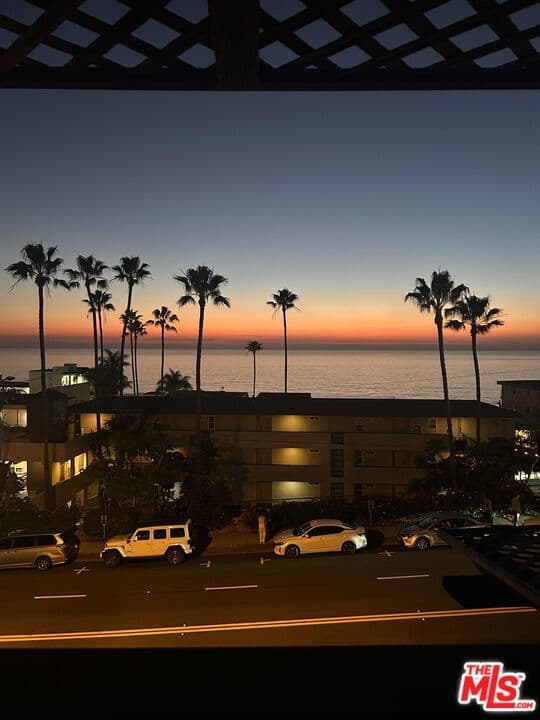 2BR Condo in Laguna Beach — $6,999/mo