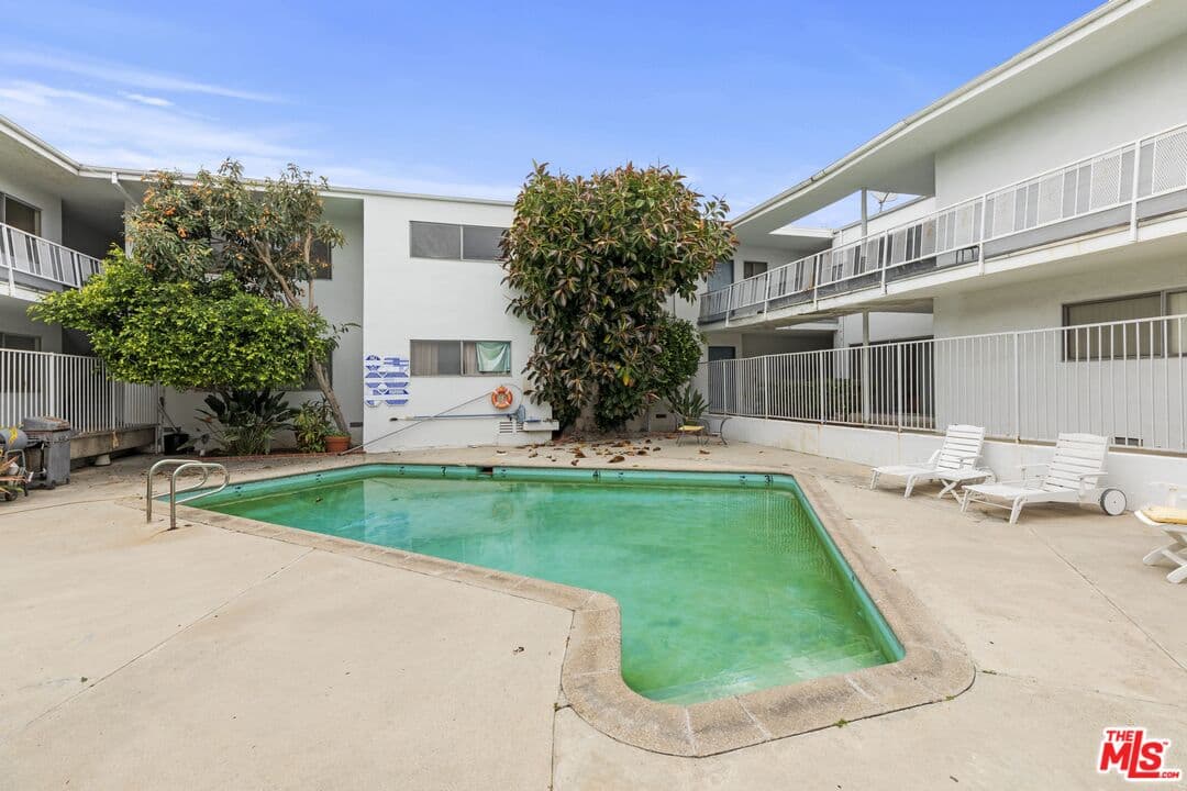 1 bd, 1 ba Apartment in Los Angeles, CA — $2,300/mo — photo 1