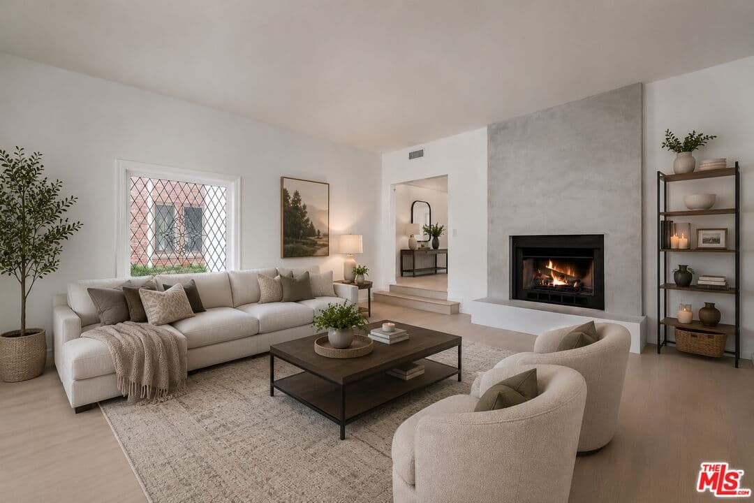 5 bd, 6 ba House in Pacific Palisades, CA — $17,950/mo — photo 2