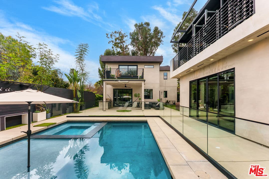 4 bd, 5 ba House in Tarzana, CA — $16,500/mo — photo 1