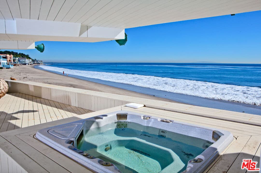 4 bd, 4 ba House in Malibu, CA — $65,000/mo — photo 1