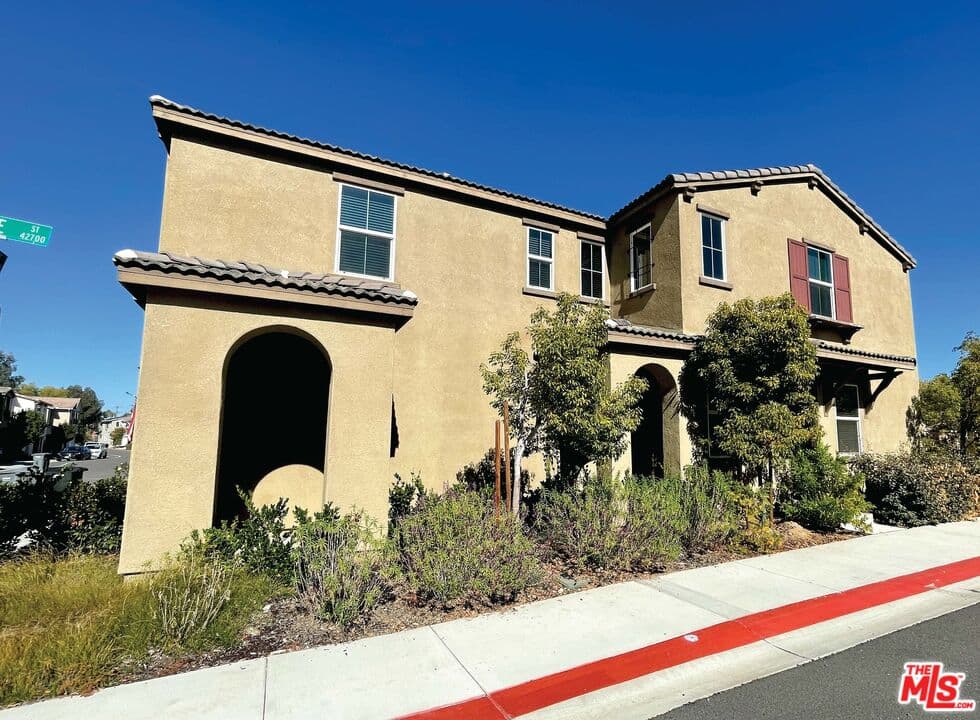 3 bd, 3 ba House in Temecula, CA — $5,500/mo — photo 2