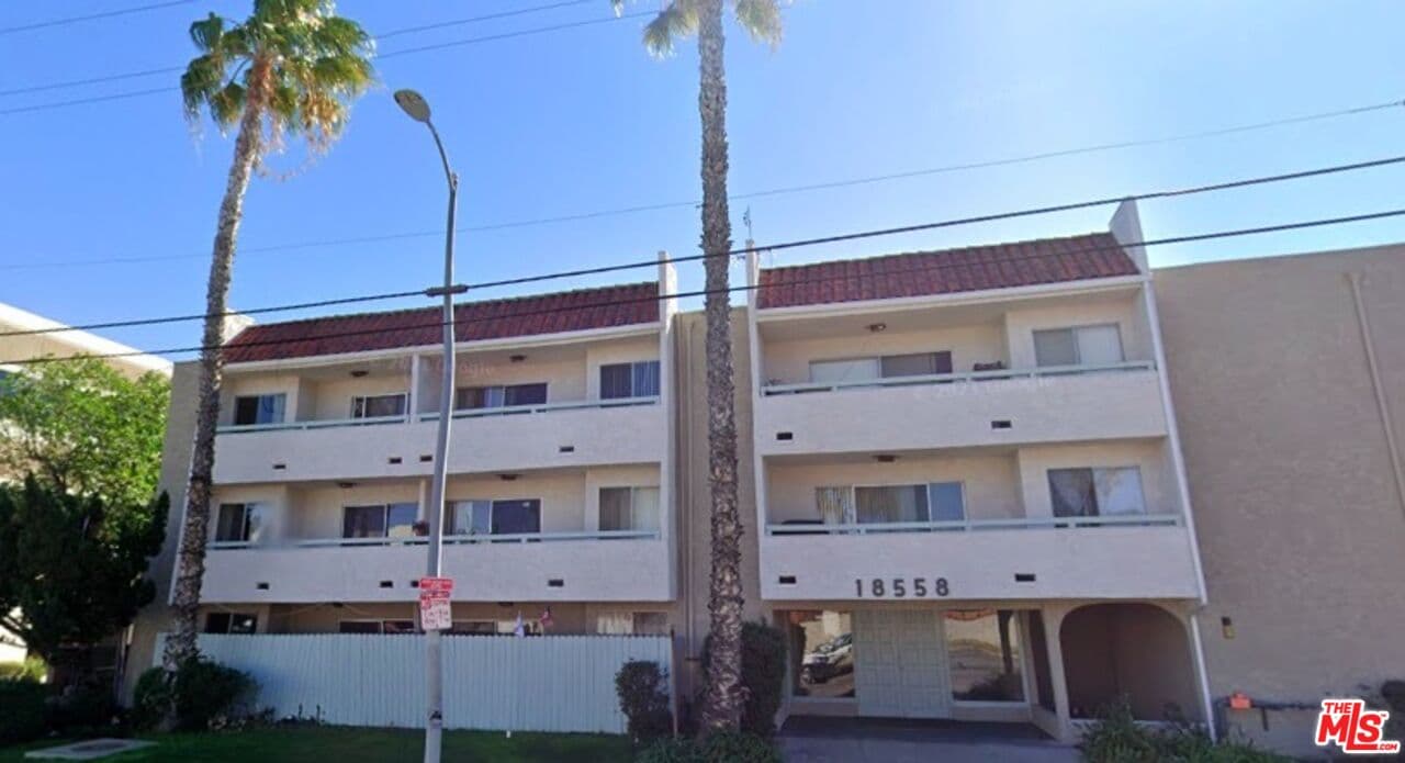 1BR Condo in Northridge — $1,895/mo