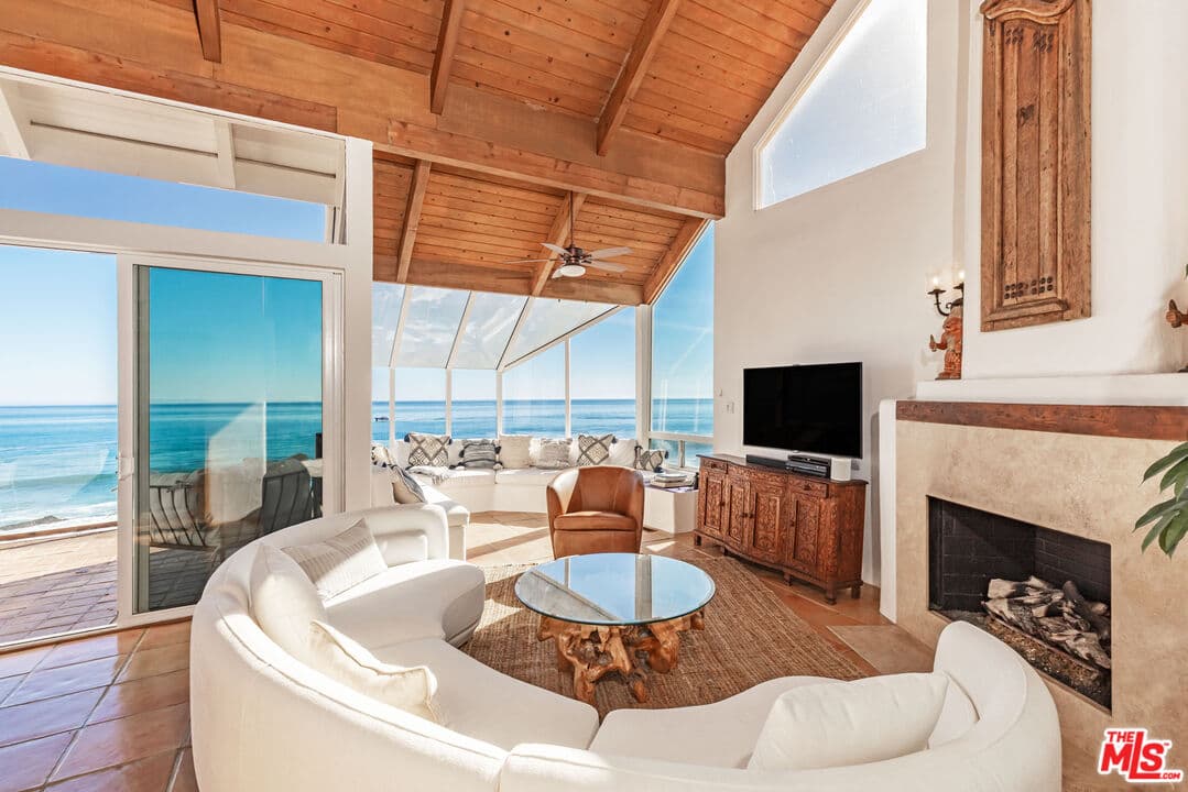 5 bd, 5 ba House in Malibu, CA — $48,000/mo — photo 1