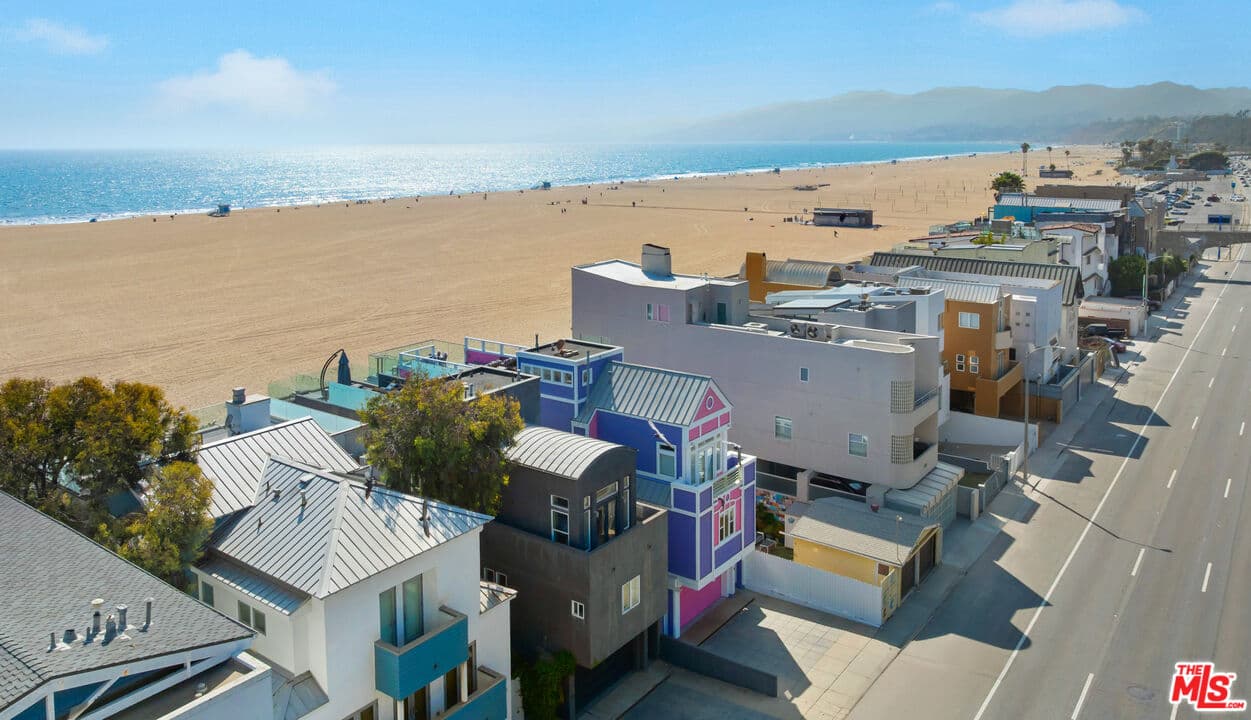 3 bd, 5 ba House in Santa Monica, CA — $33,000/mo — photo 1