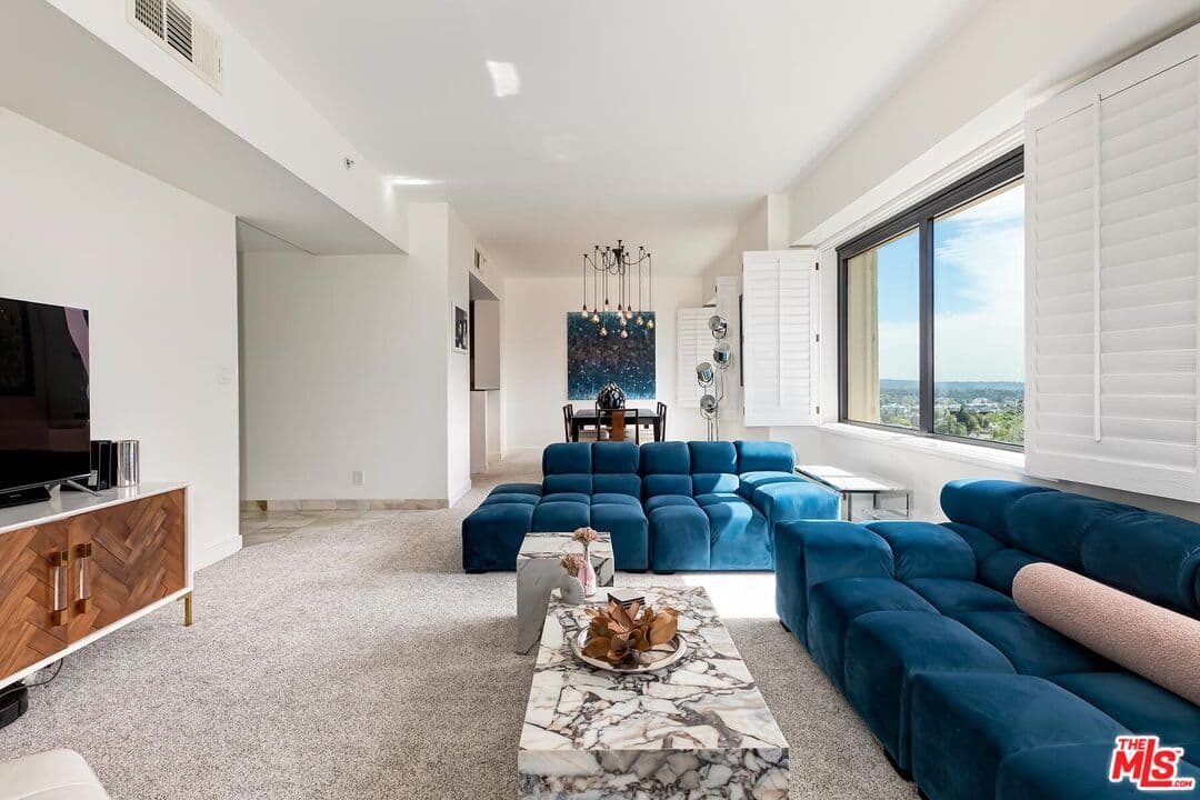 3 bd, 3 ba Condo in Los Angeles, CA — $8,500/mo — photo 1