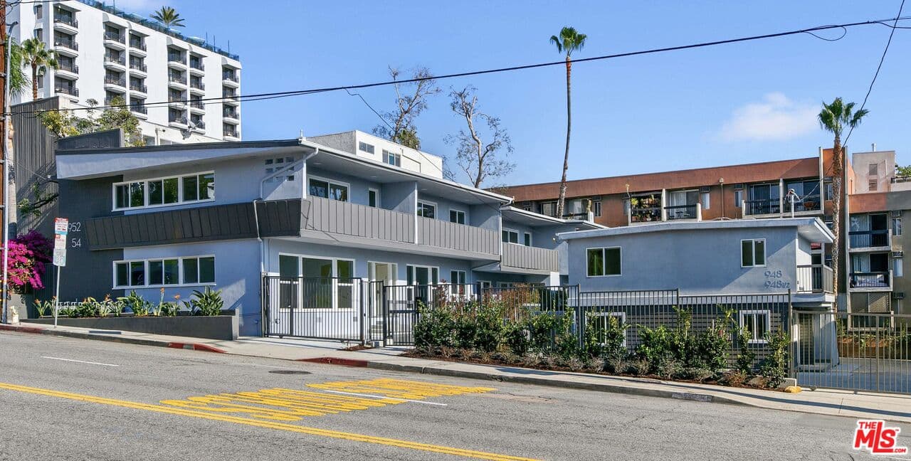 2 bd, 2 ba Apartment in West Hollywood, CA — $3,950/mo — photo 1