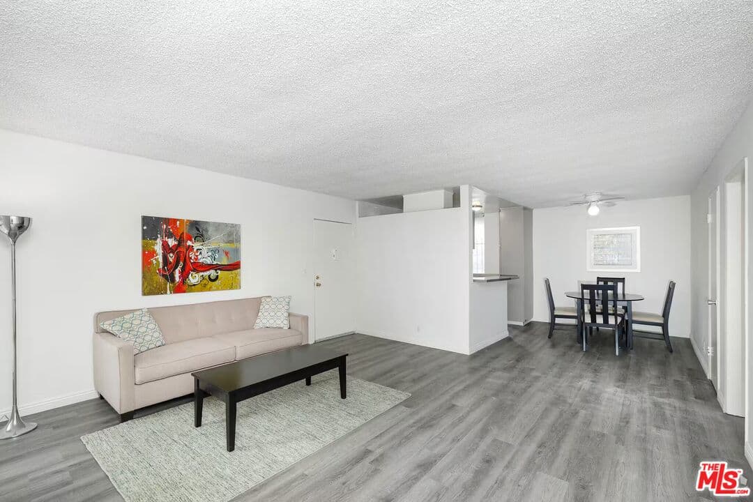 1 bd, 1 ba Apartment in Los Angeles, CA — $1,950/mo — photo 1