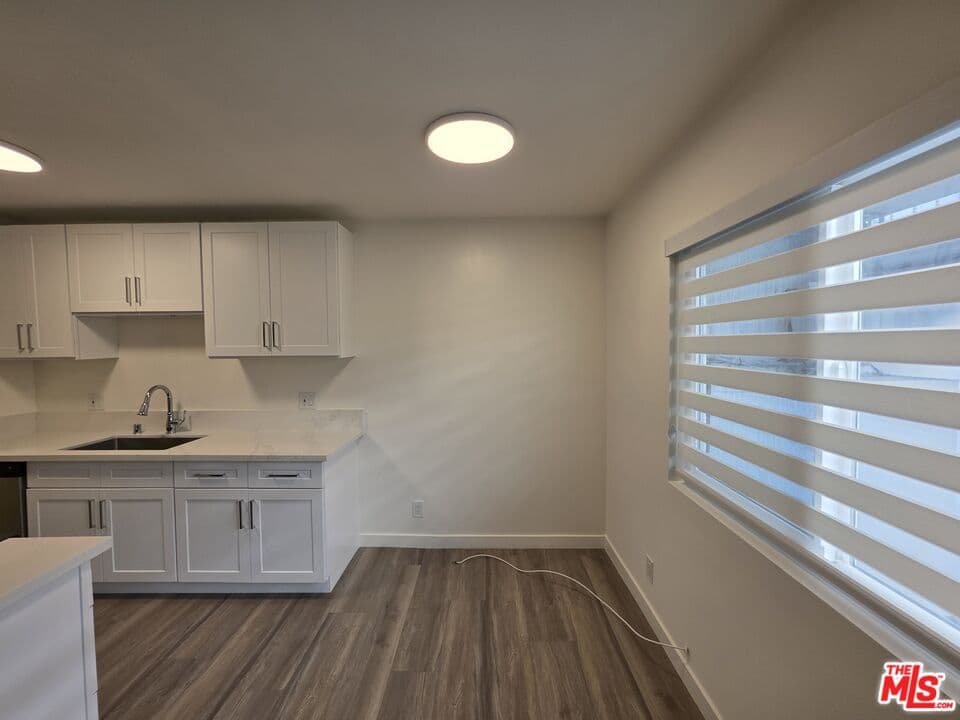 1 bd, 1 ba Apartment in Los Angeles, CA — $2,400/mo — photo 2