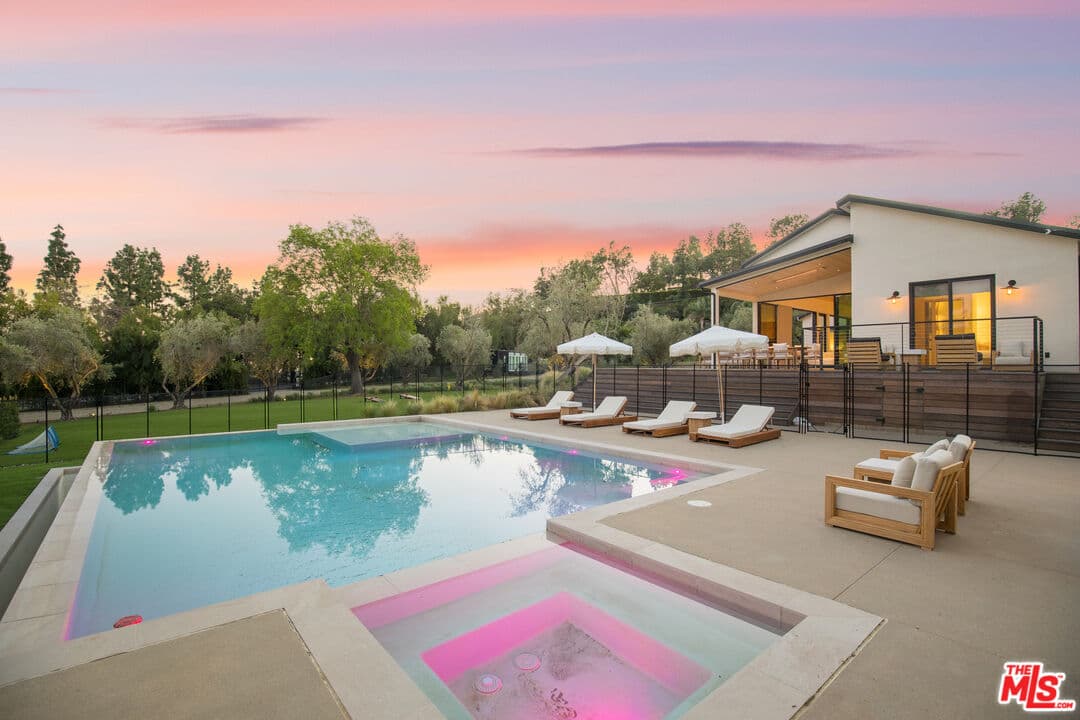 5 bd, 6 ba House in Malibu, CA — $37,500/mo — photo 1