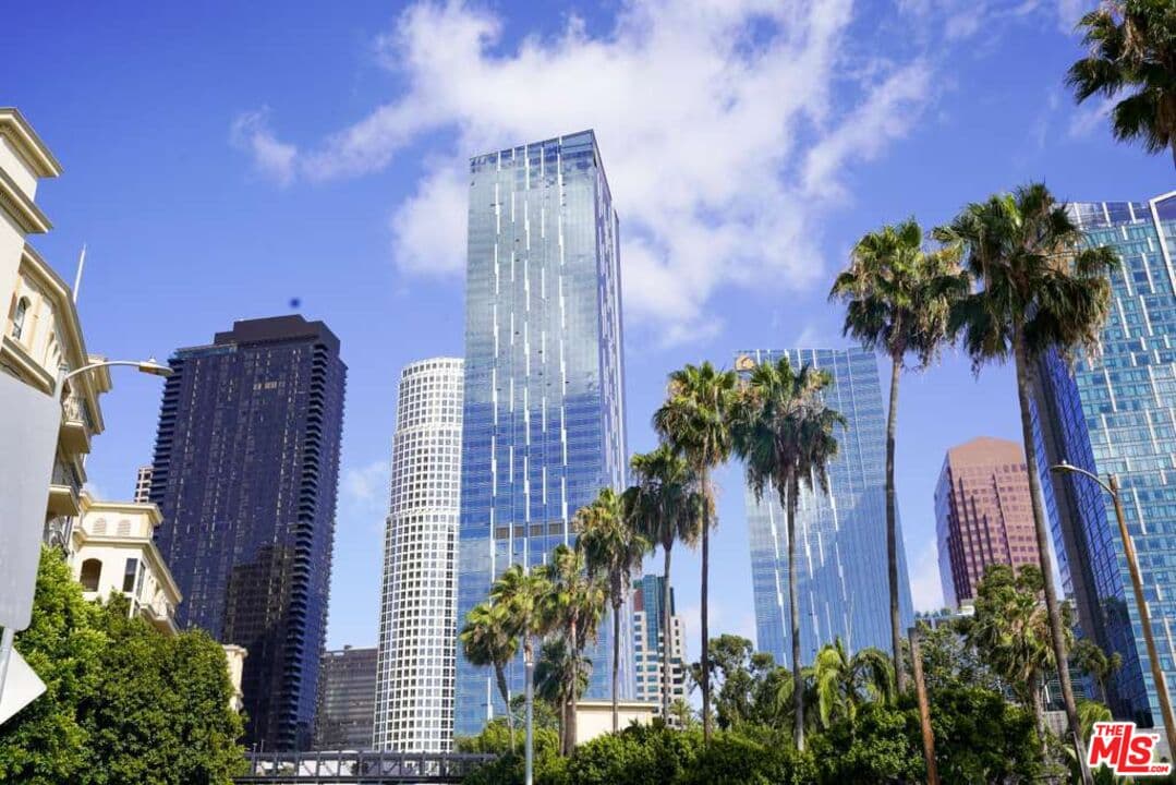 2 bd, 2 ba Apartment in Los Angeles, CA — $5,078/mo — photo 1