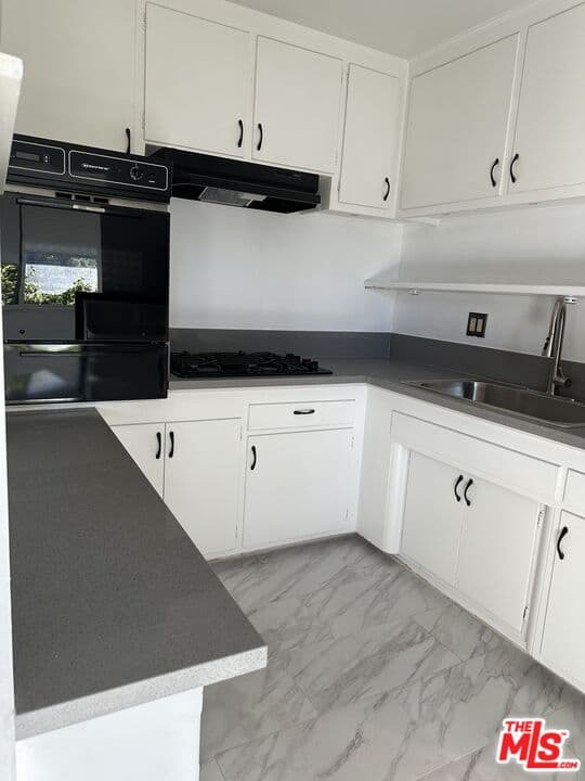 1 bd, 1 ba Apartment in West Hollywood, CA — $2,300/mo — photo 2