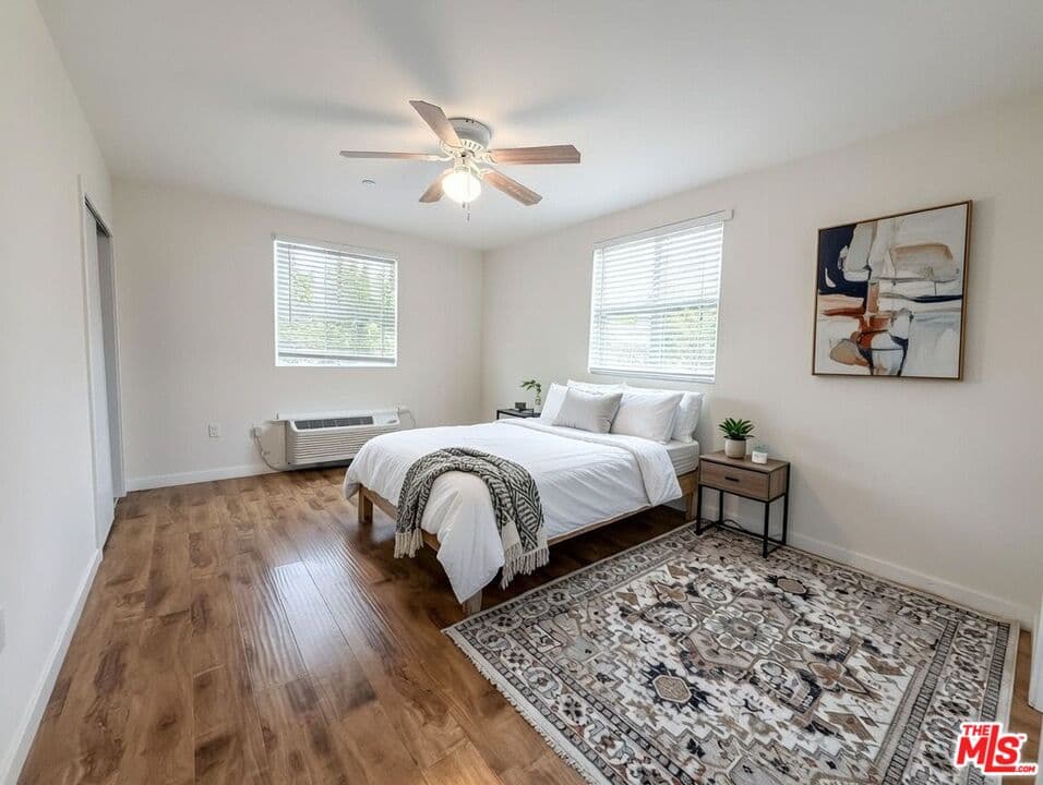 4 bd, 3 ba Townhouse in Los Angeles, CA — $4,800/mo — photo 1