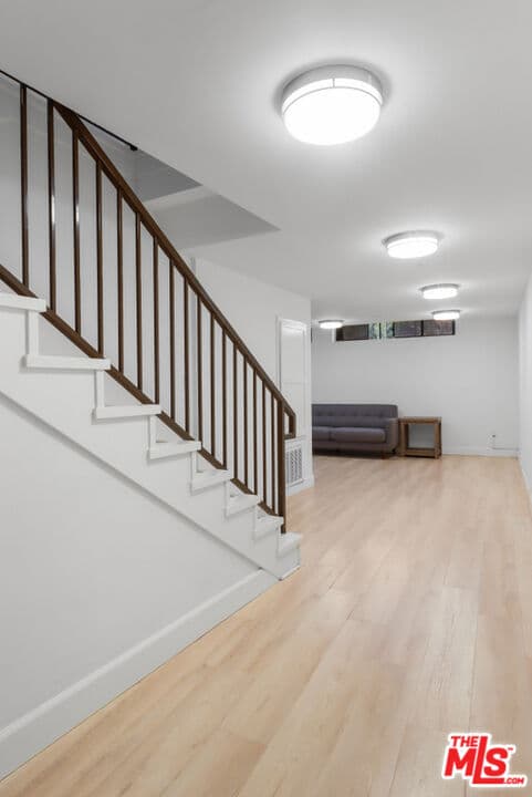 3 bd, 3 ba Condo in Los Angeles, CA — $5,995/mo — photo 2