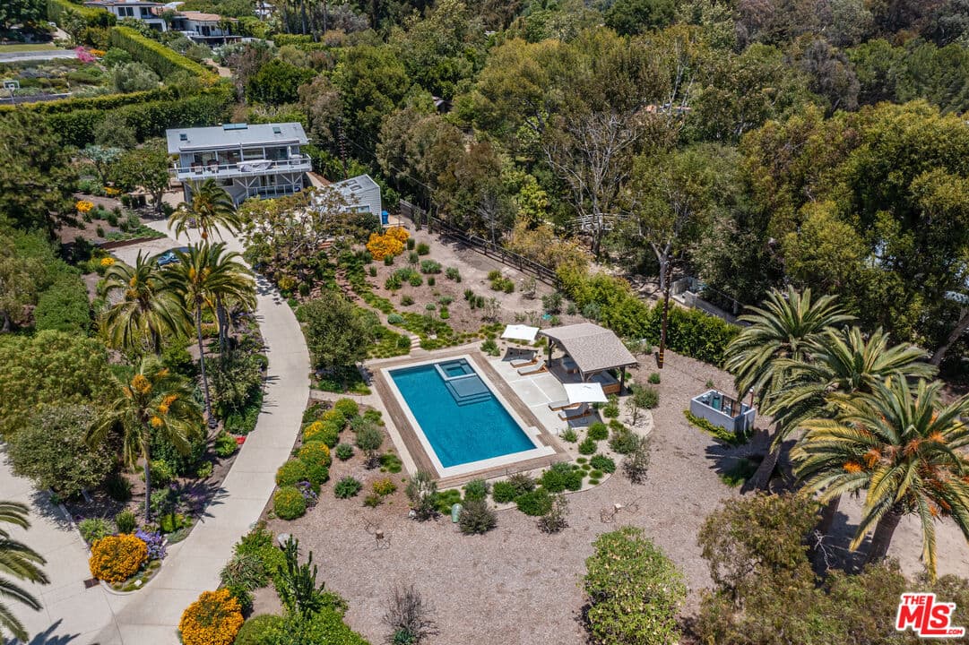 4 bd, 3 ba House in Malibu, CA — $45,000/mo — photo 1