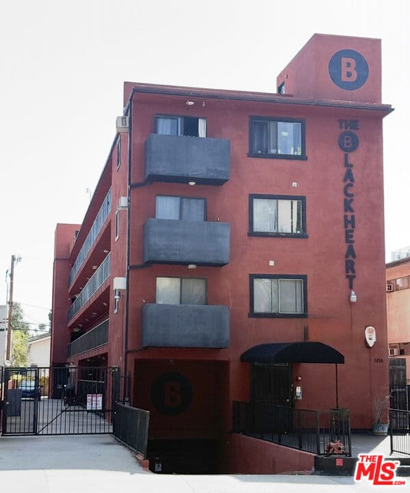 1BR Apartment in Los Angeles β $1,890/mo