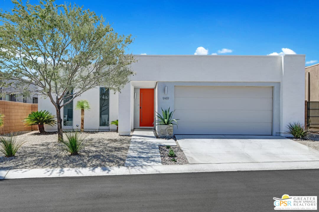3 bd, 3 ba House in Palm Springs, CA — $10,500/mo — photo 2