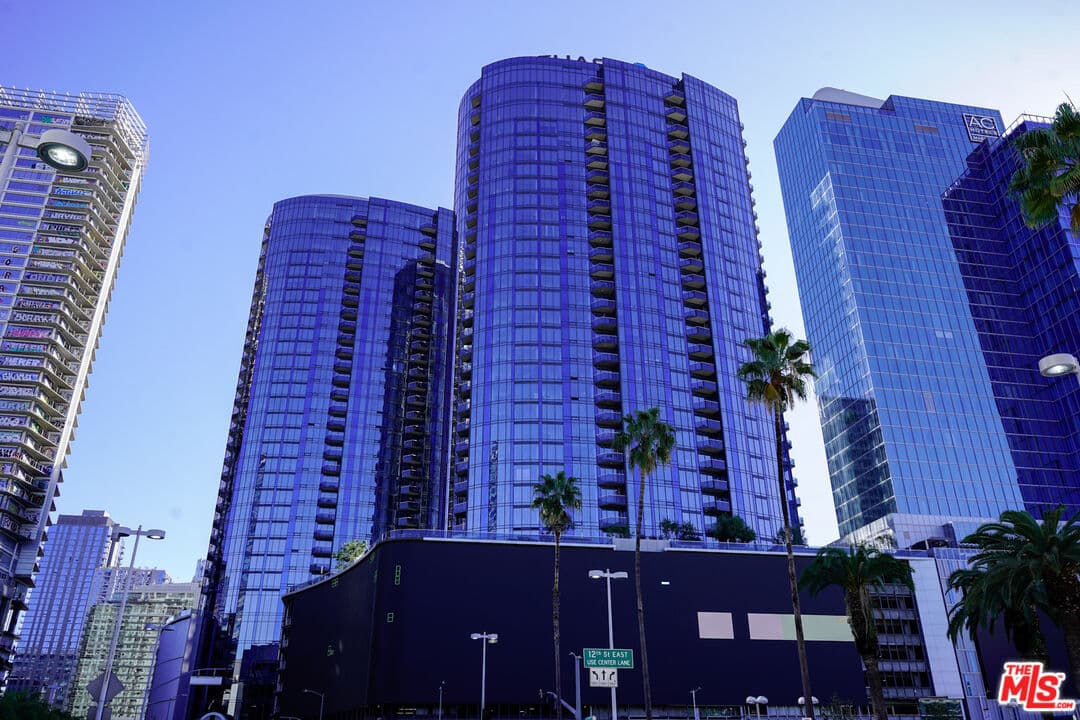 1 bd, 1 ba Apartment in Los Angeles, CA — $3,764/mo — photo 1
