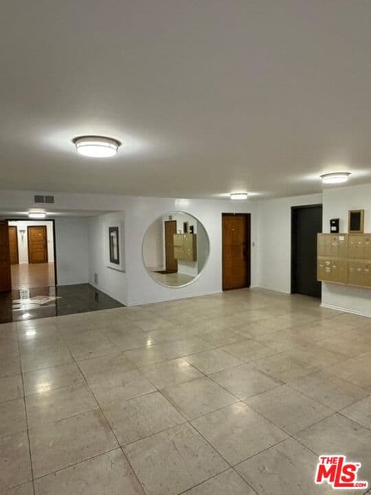 2 bd, 2 ba Apartment in Los Angeles, CA — $5,200/mo — photo 2