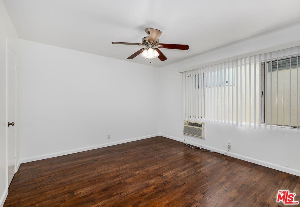 1 bd, 1 ba Townhouse in West Hollywood, CA — $2,300/mo — photo 2