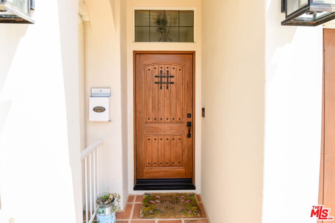 6 bd, 6 ba Townhouse in Pacific Palisades, CA — $13,000/mo — photo 2