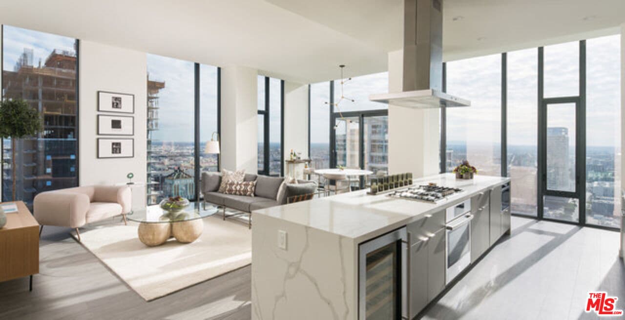 3 bd, 3 ba Apartment in Los Angeles, CA — $8,450/mo — photo 1