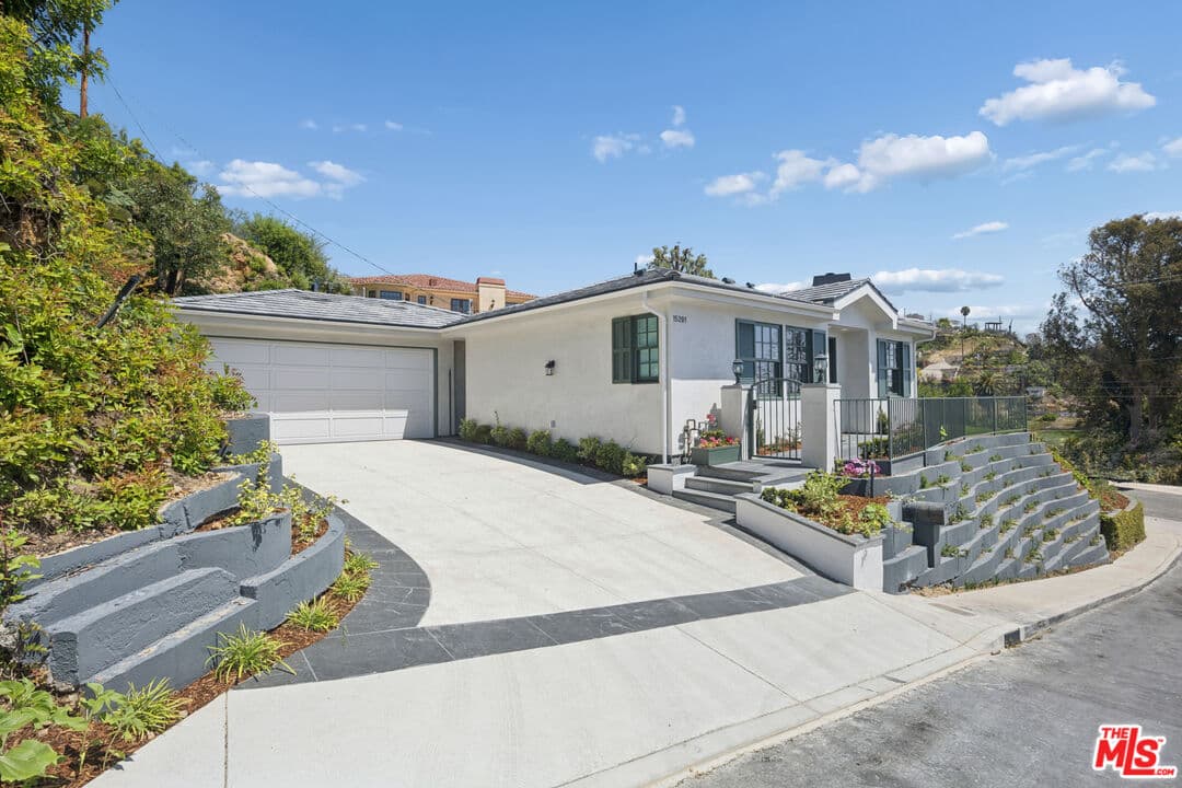 3 bd, 4 ba House in Pacific Palisades, CA — $12,000/mo — photo 2
