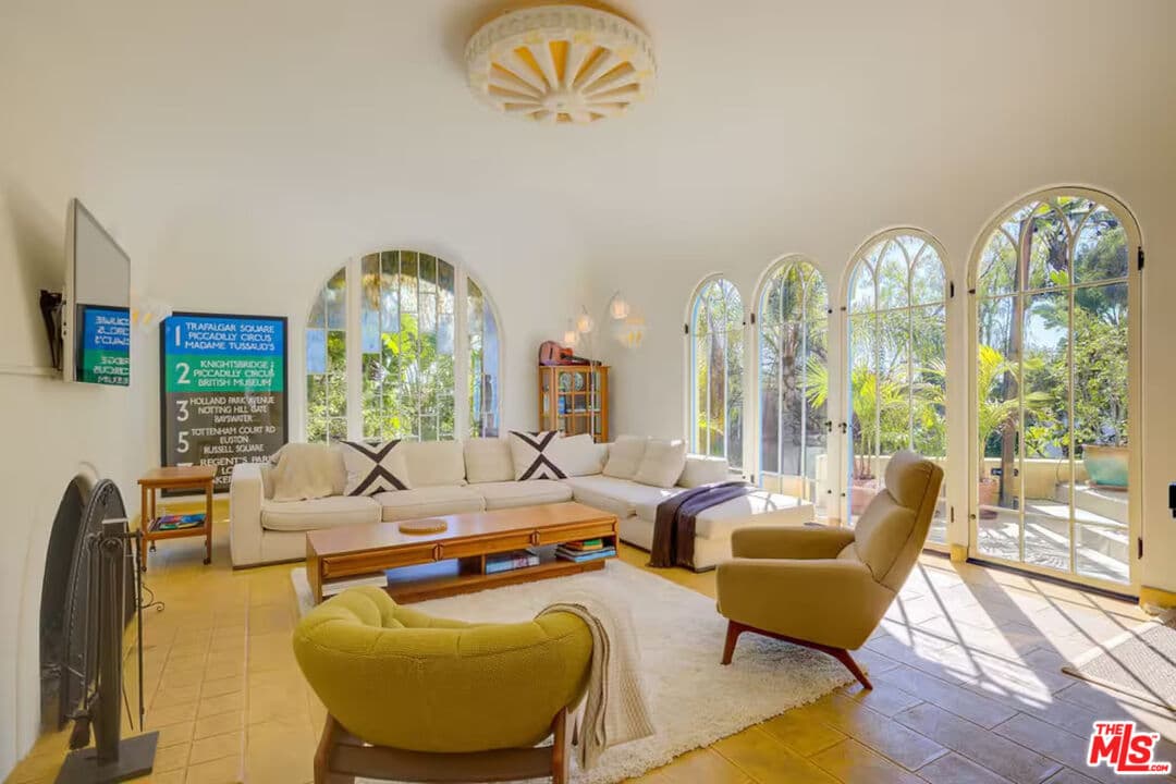 3 bd, 3 ba House in Los Angeles, CA — $20,000/mo — photo 1