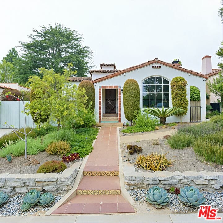 2 bd, 2 ba House in Santa Monica, CA — $10,000/mo — photo 2