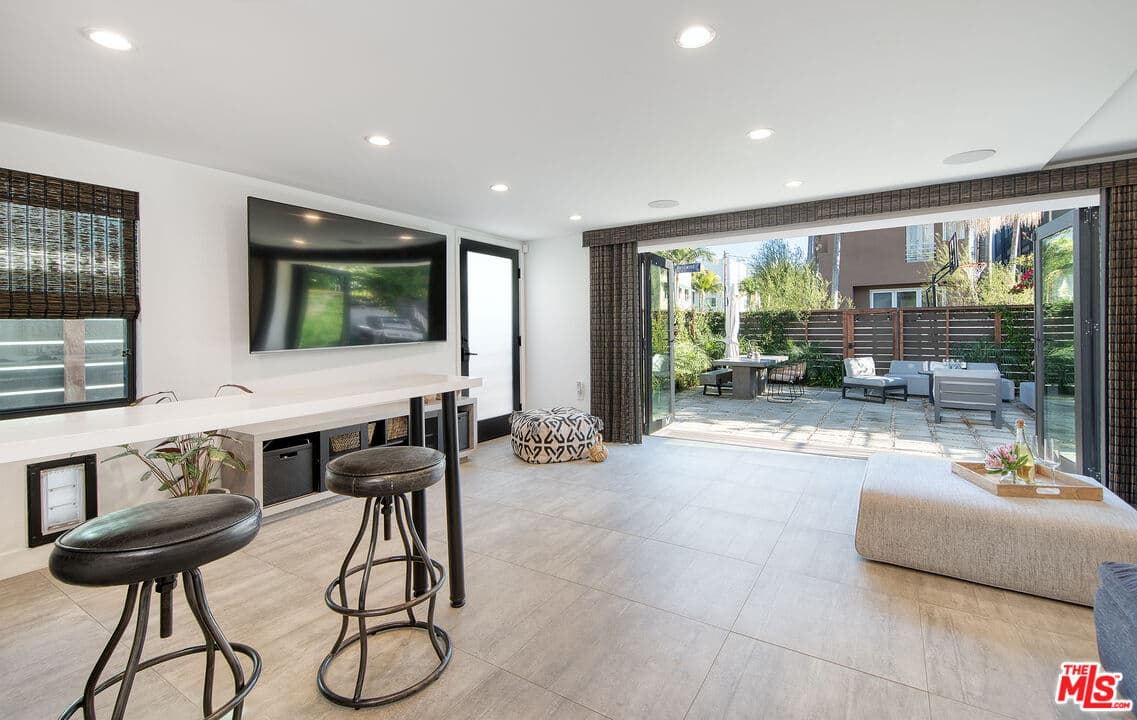 3 bd, 5 ba Townhouse in Marina Del Rey, CA — $12,500/mo — photo 2