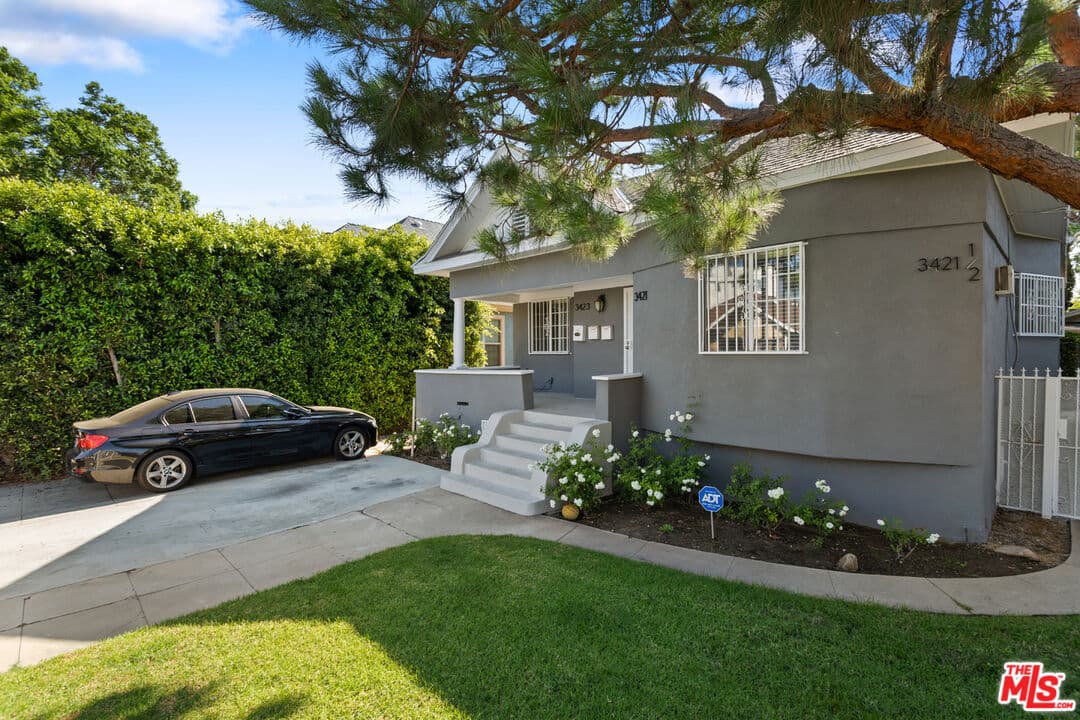 2 bd, 1 ba House in Los Angeles, CA — $2,195/mo — photo 1