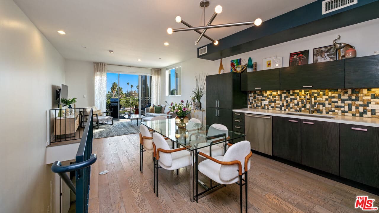 2 bd, 3 ba Townhouse in Los Angeles, CA — $4,995/mo — photo 1