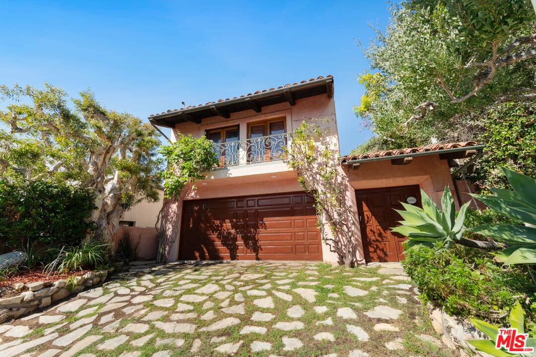 4 bd, 4 ba House in Malibu, CA — $22,500/mo — photo 1