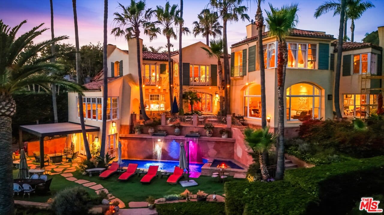 7 bd, 7 ba House in Malibu, CA — $85,000/mo — photo 1