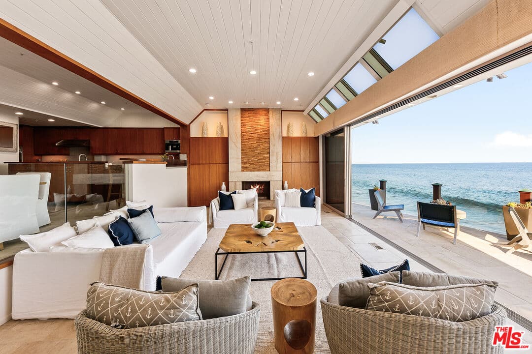 4 bd, 5 ba House in Malibu, CA — $35,000/mo — photo 1