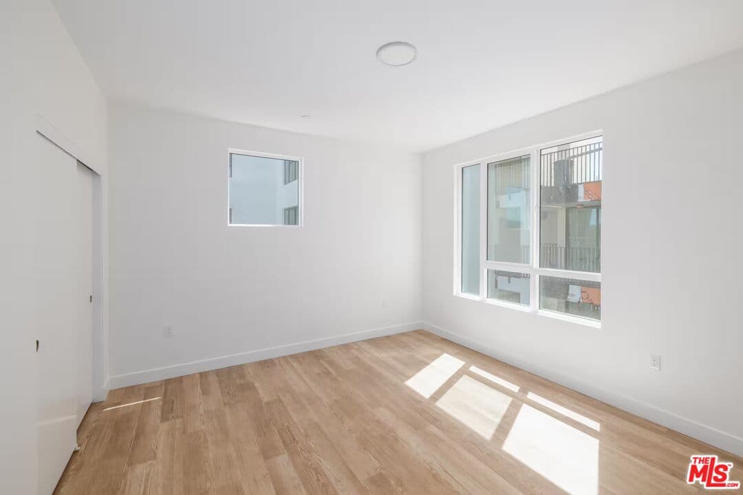 3BR Apartment in Los Angeles β $3,070/mo