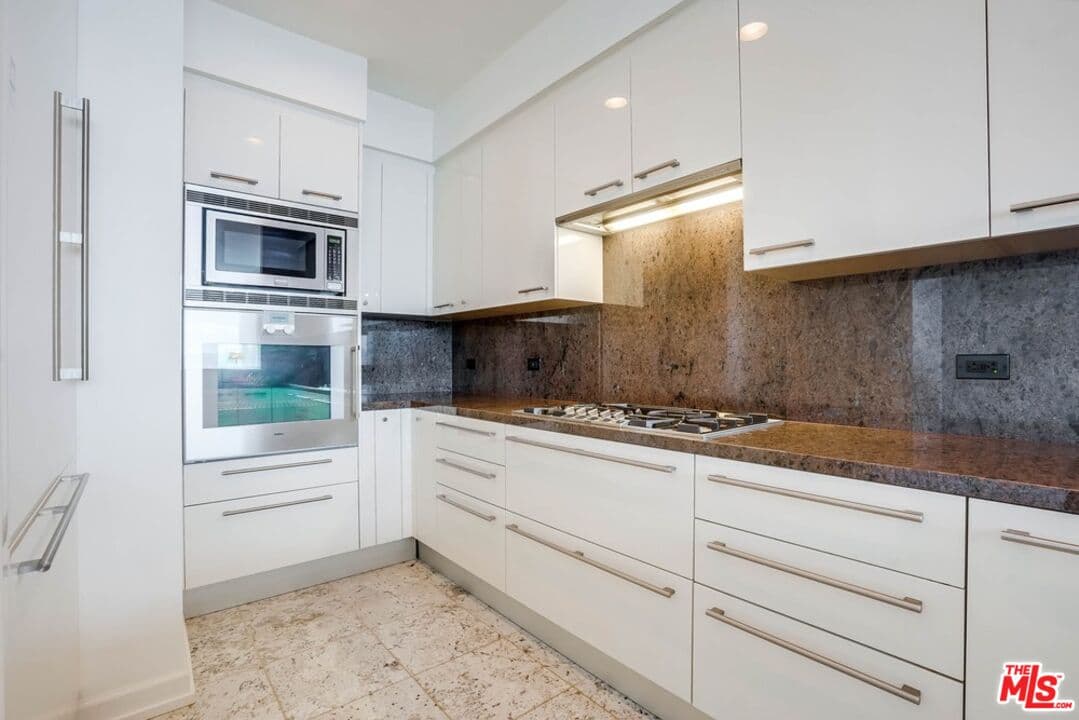 1 bd, 2 ba Condo in Los Angeles, CA — $5,500/mo — photo 1