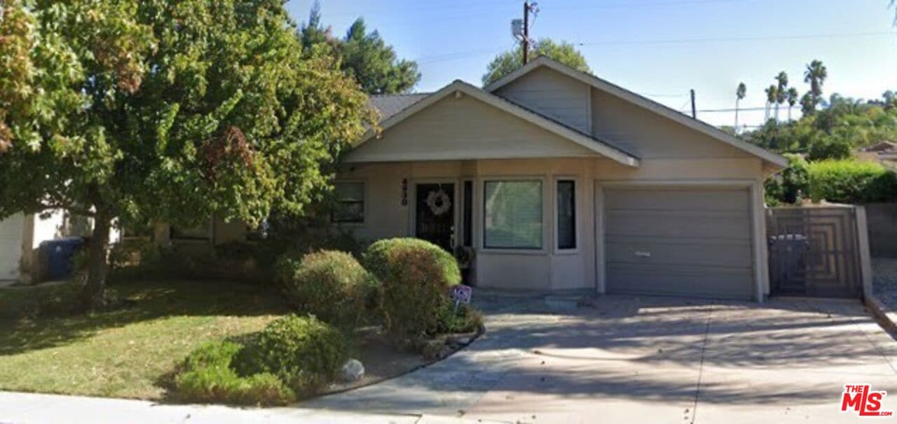 3 bd, 2 ba House in Tarzana, CA — $6,500/mo — photo 1
