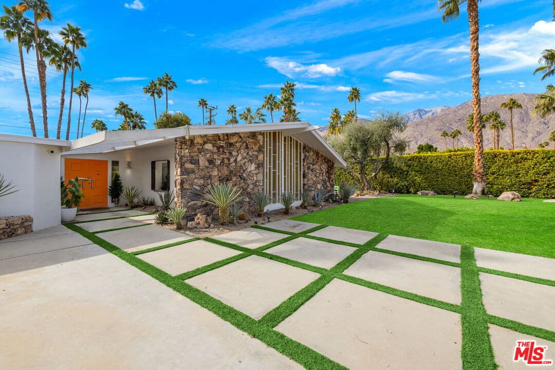 3 bd, 3 ba House in Palm Springs, CA — $13,000/mo — photo 1