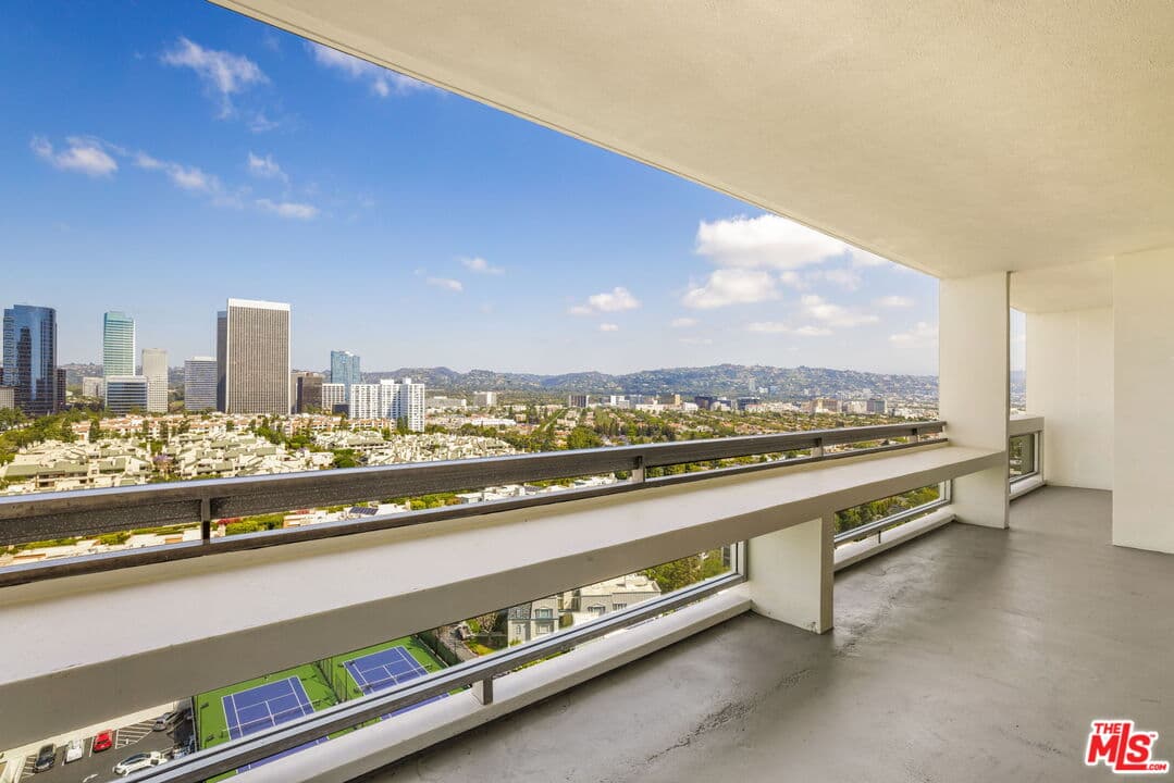 1BR Condo in Los Angeles β $5,700/mo