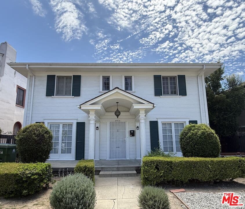 3 bd, 2 ba House in Los Angeles, CA — $4,280/mo — photo 1