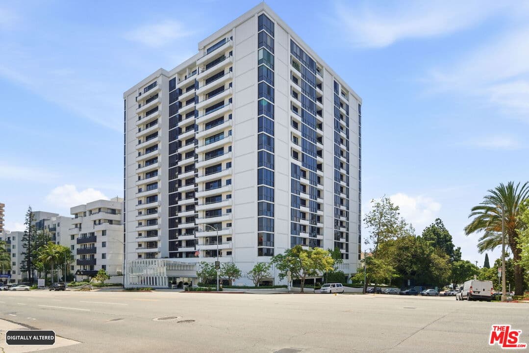 2 bd, 3 ba Apartment in Los Angeles, CA — $7,295/mo — photo 1