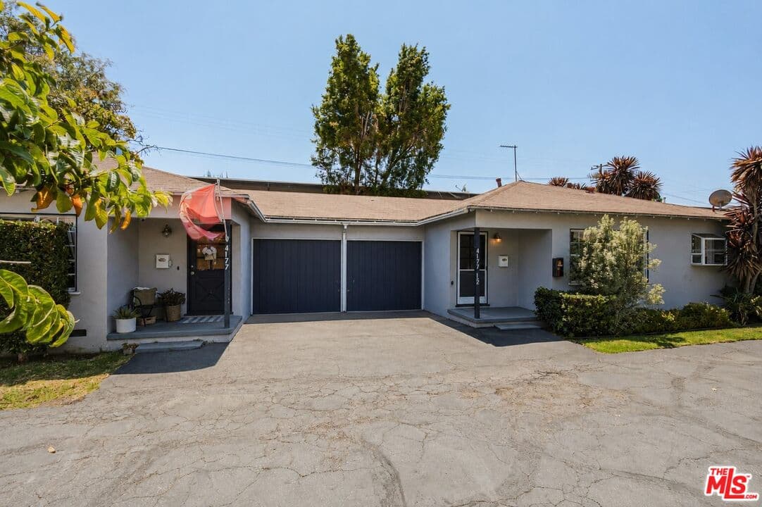 2 bd, 1 ba Apartment in Culver City, CA — $4,056/mo — photo 2