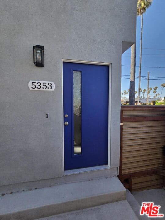 1 bd, 1 ba Apartment in Windsor Hills, CA — $2,600/mo — photo 2